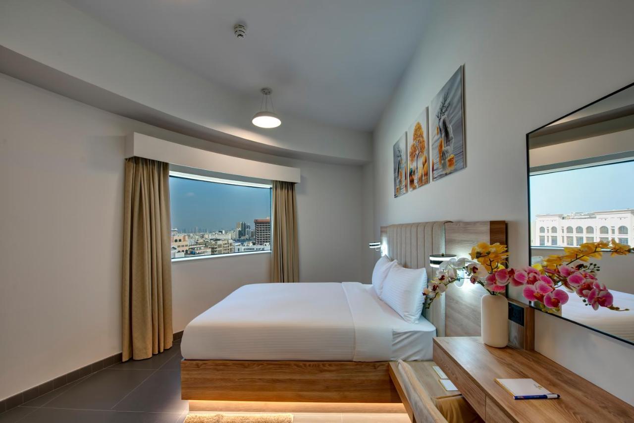Wescott Hotel Dubai Exterior foto